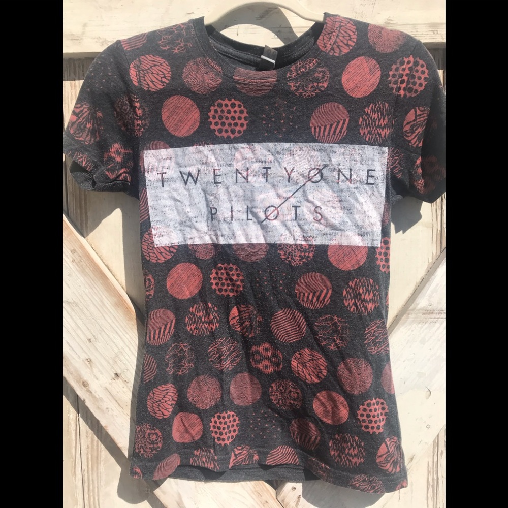 TWENTY ONE PILOTS TEE SHIRT